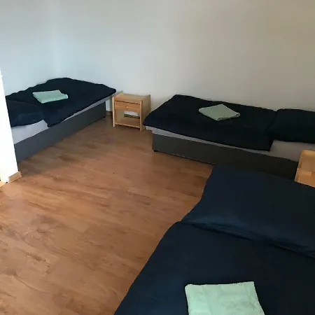 Maginova Hostal *